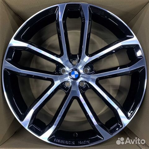 Диски на BMW бмв X6 G06 R21 дизайн lumma CLR