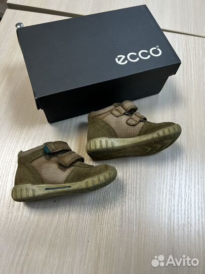 Ботинки детские ecco 20