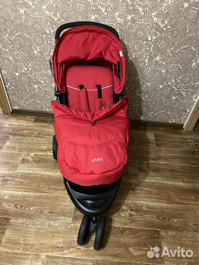 Прогулочная коляска