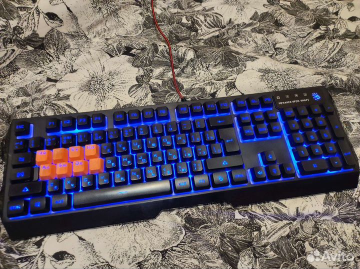 Игровая клавиатура Bloody