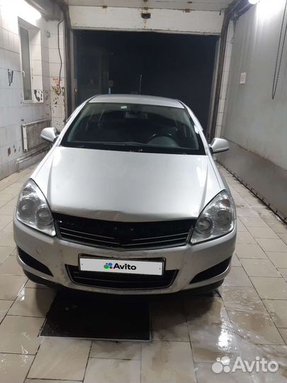 Opel Astra 1.6 AMT, 2011, 227 000 км