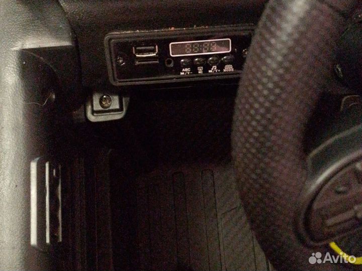 Детский электромобиль бу