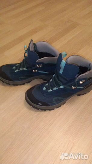 Трекинговые ботинки женс Quechua MH100MID 39-40р