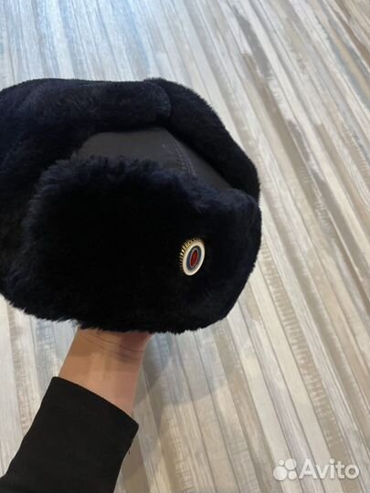 Полицейская шапка