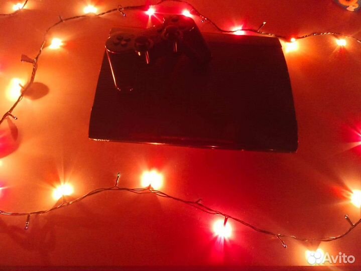 Sony PS3 super slim прошитая 500 гб + 30 игр