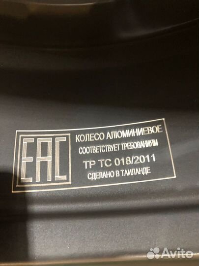 Литые диски на Porsche Macan R21