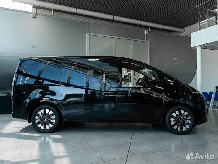 Hyundai Staria 2.2 AT, 2023