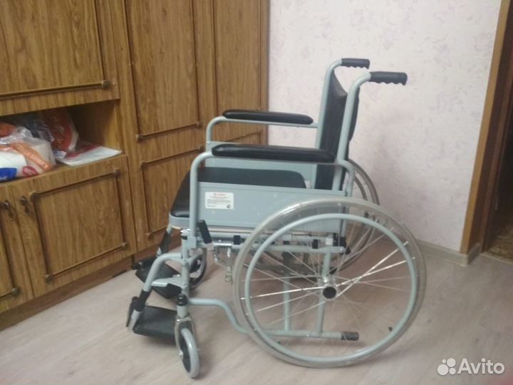 Коляска инвалидная