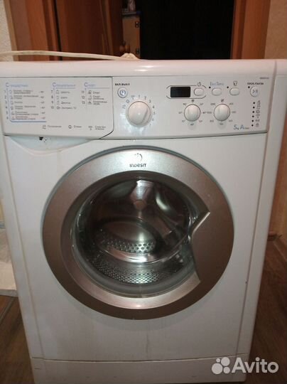 Стиральная машина indesit