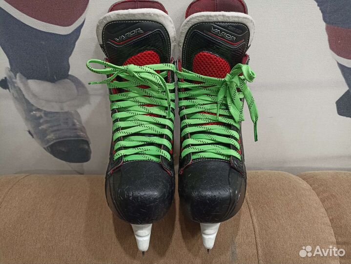 Хоккейные коньки бауэр Vapor x700