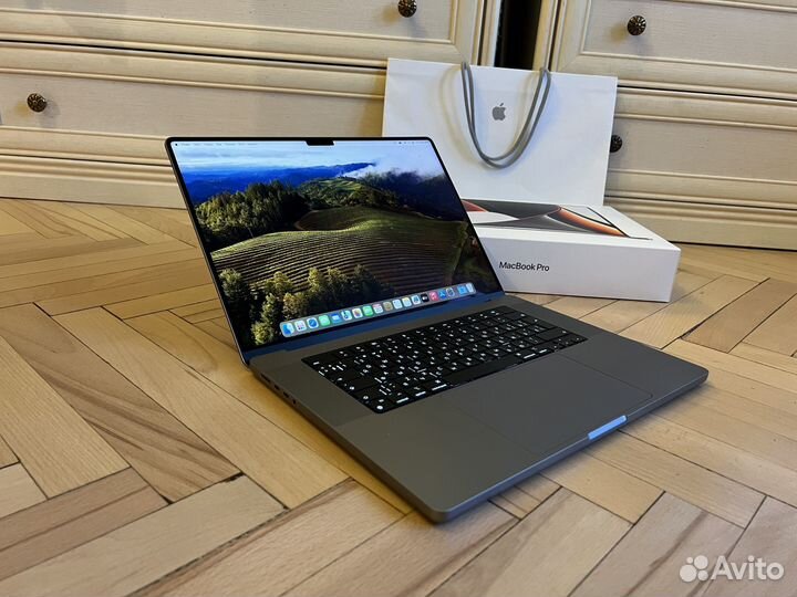 MacBook Pro 16 M1 Max 32Gb 1Tb Ростест