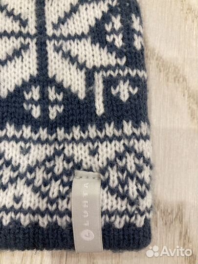 Шапка женская Luhta