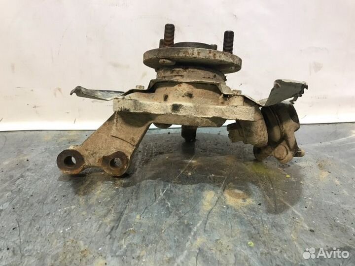 Кулак поворотный ступица в сборе передний левый