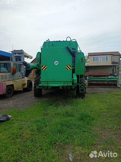 Комбайн Ростсельмаш Дон 1500Б, 1991