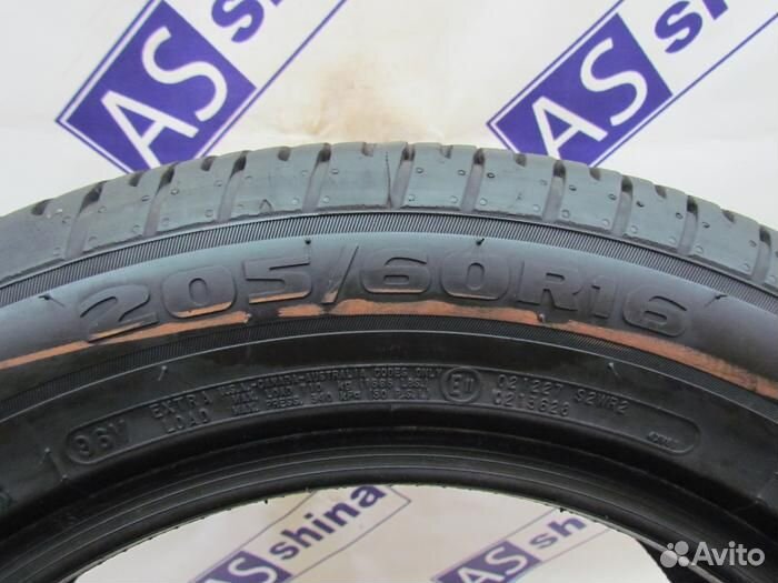 Avon ZV7 205/60 R16 81H