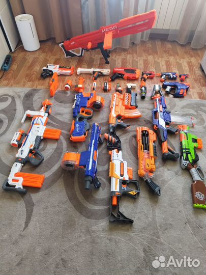 Nerf коллекция бластеров