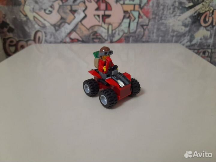Конструктор Lego Juniors Погоня горной полиции