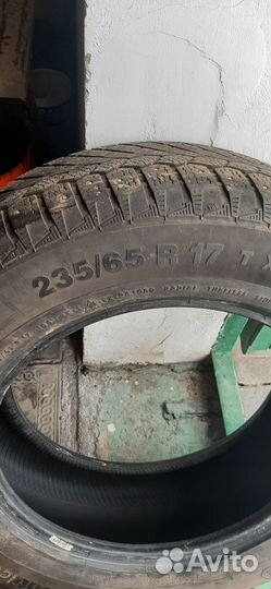 Continental Conti4x4IceContact 235/65 R17