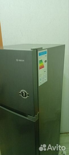Минихолодильник с морозильной бу