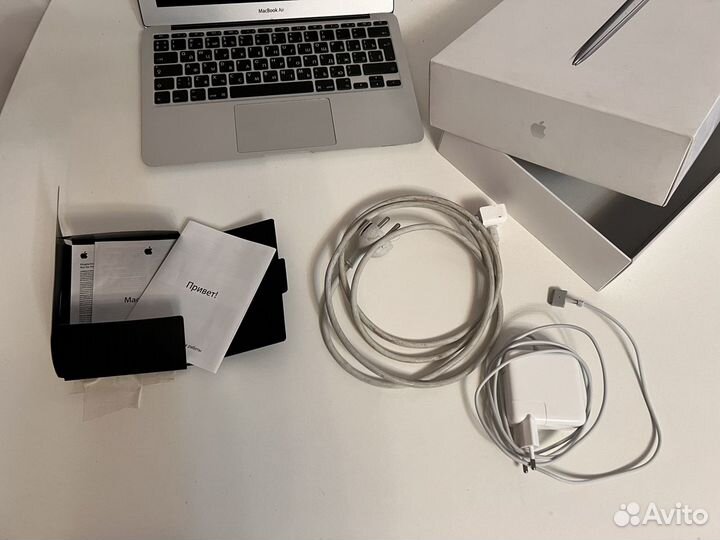 Apple MacBook Air 11 2014