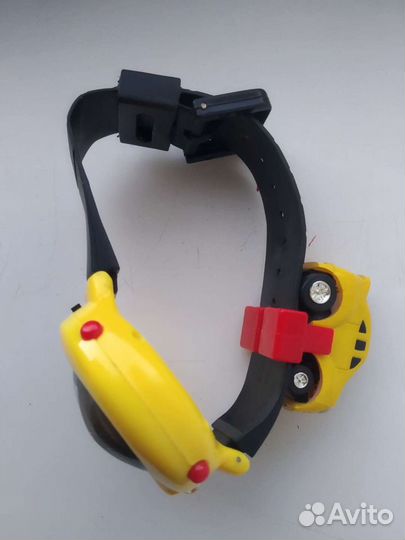 Часы с радиоуправляемой машинкой в коллекцию