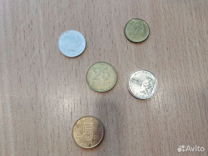 Монеты иностранные без повтора 20 штук