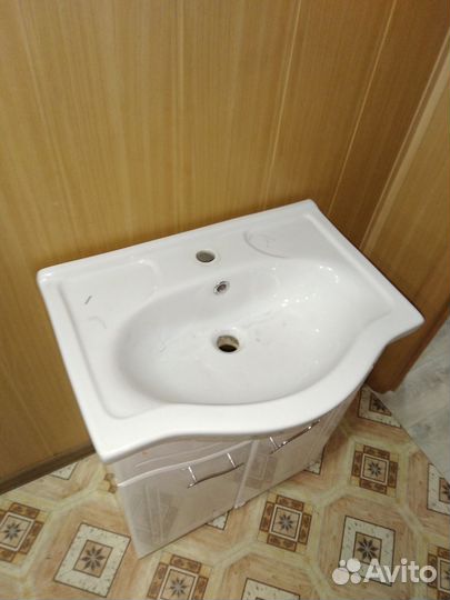 Тумба для ванной бу