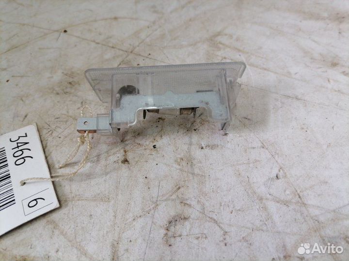 Плафон подсветки багажника задний Hyundai Solaris