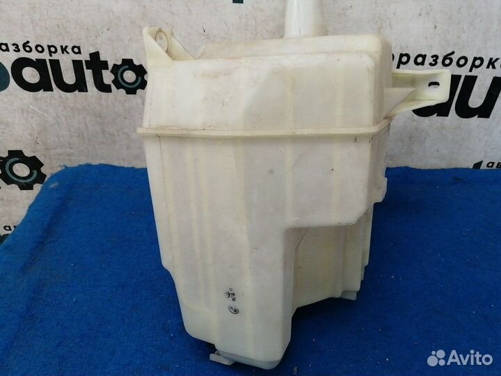 Бачок омывателя 85355-33090 Toyota Camry