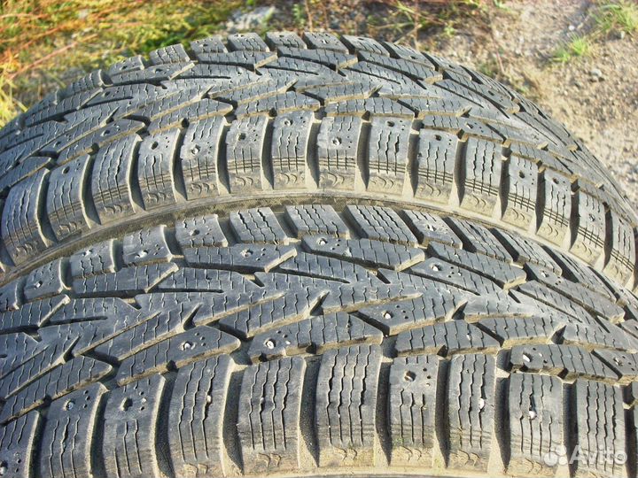 Nokian Tyres Hakkapeliitta 7 215/65 R16 102T