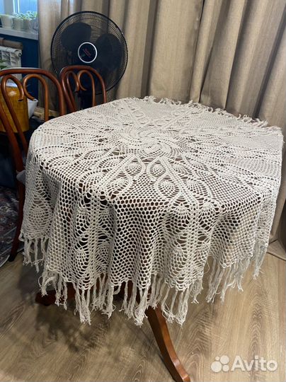 Скатерть круглая лен вязаная