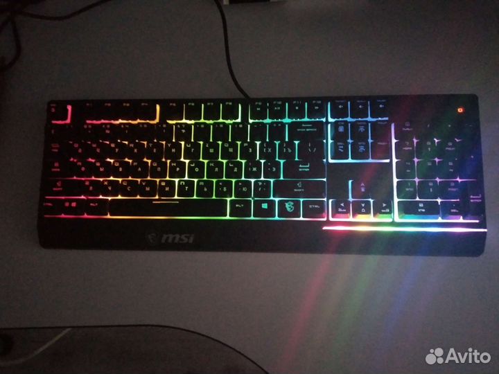 Новая Игровая клавиатура msi vigor GK30