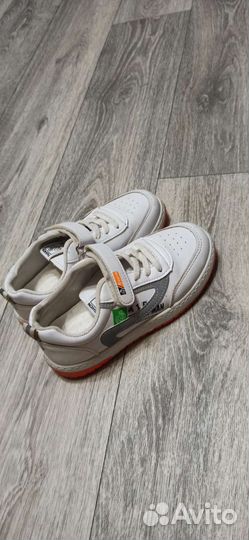 Кроссовки детские 33 размер