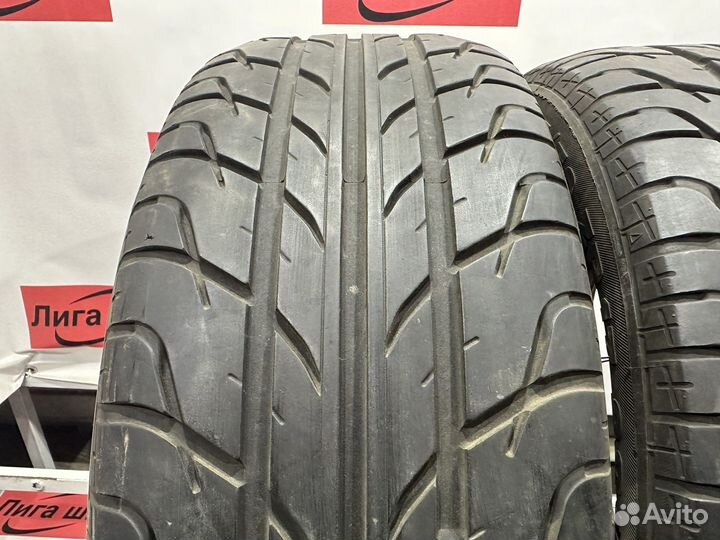 Sebring Sporty 401 225/50 R17