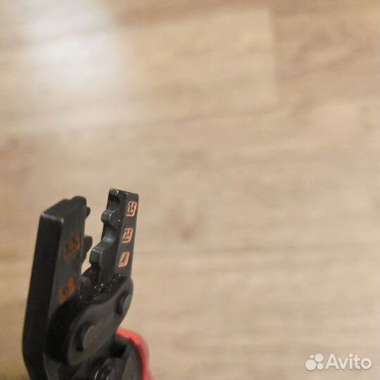 Продаю пресс-клещи квт пк-6м б/у