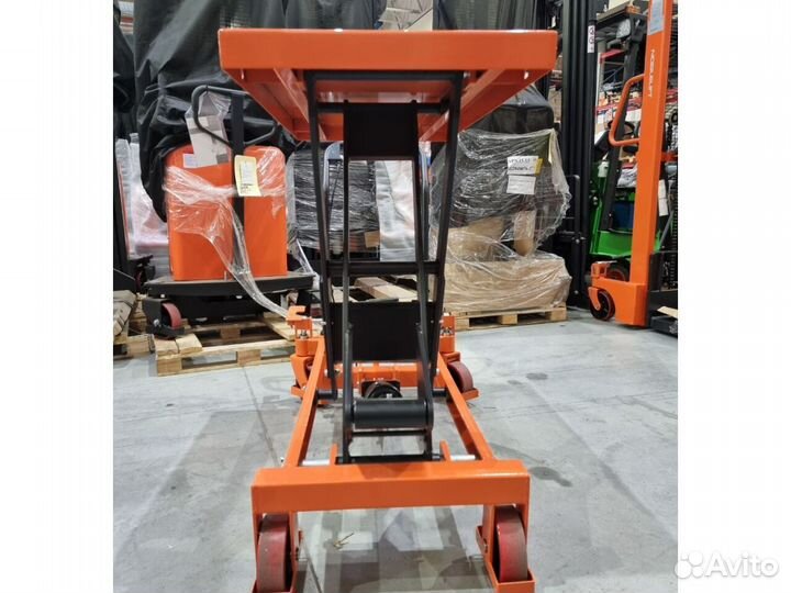 Подъемный стол TF50, в/п 880мм, г/п 500кг