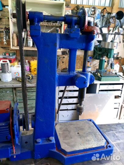 Сверлильный станок