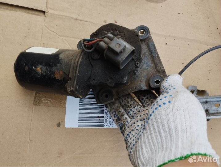 Моторчик дворников Nissan Primera P11