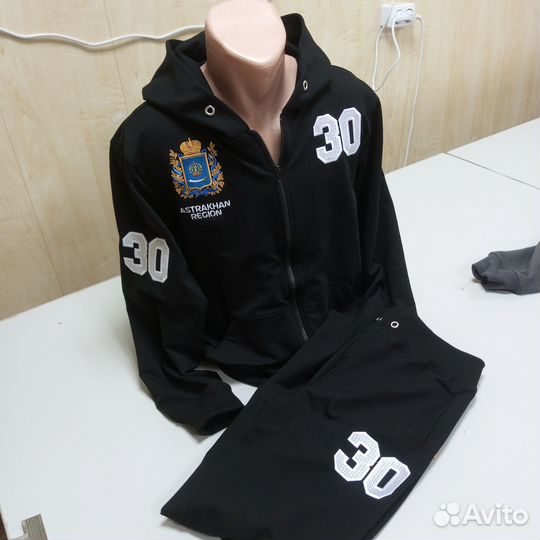 Спортивные костюмы Emperia 