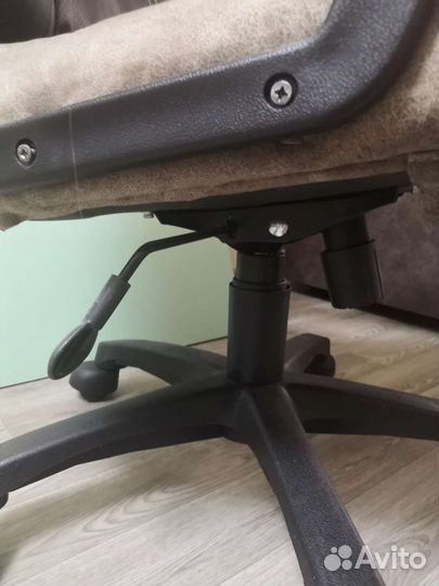Компьютерное кресло бу. Офисное кресло бу