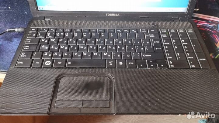 Ноутбук toshiba satellite C850-DKK