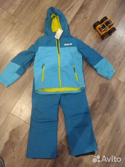 Демисезонный комплект на мальчика 122-128