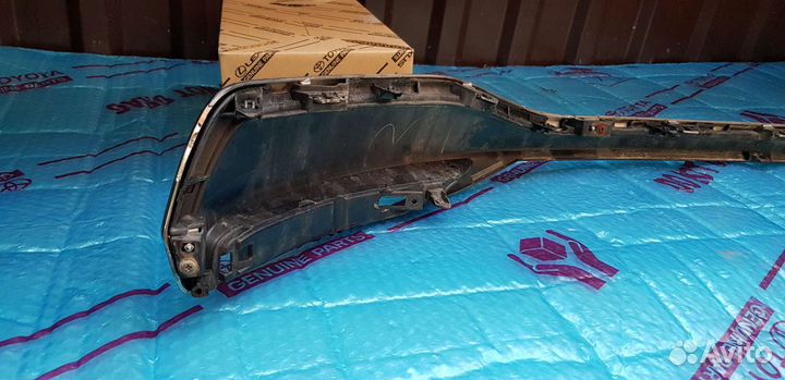 Накладка заднего бампера Lexus ES 2018-2021