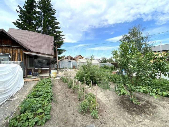 Дача 40 м² на участке 5 сот.