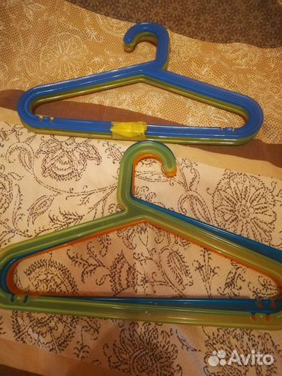 Детские вешалки 10шт