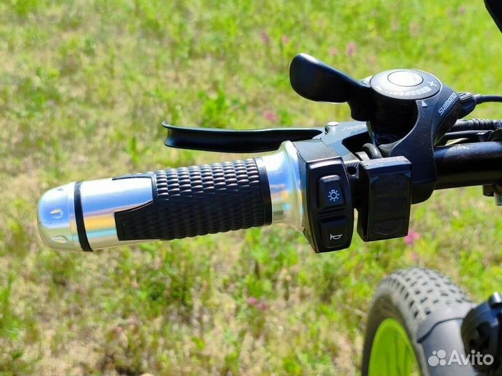 Полноприводный электровелосипед электрофэтбайк