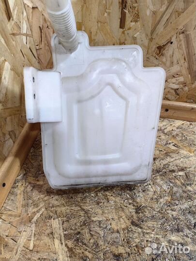 Бачок Омывателя Гольф Плюс 1K0955453Q R S