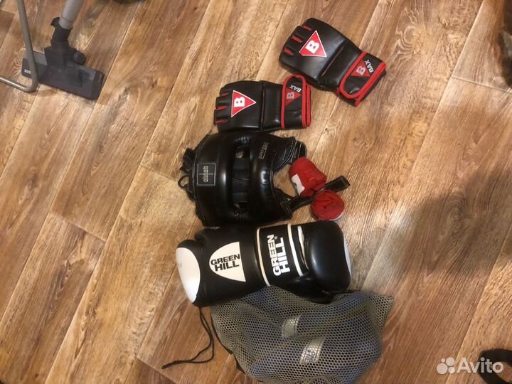 Продам спортивный инвентарь