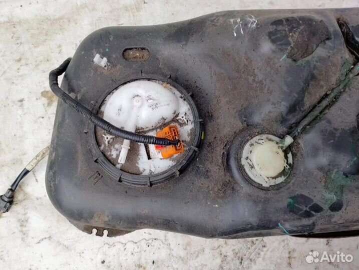 Бак (с топливным насосом) 2006-2013 Suzuki SX4