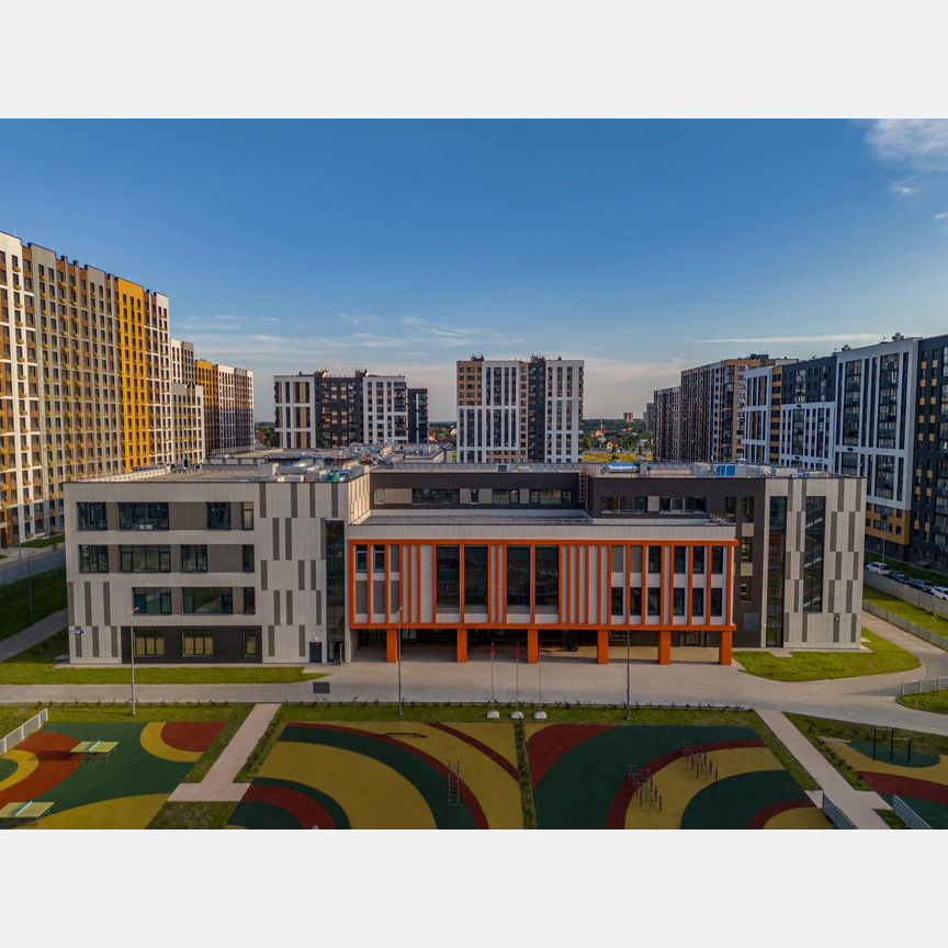 2-к. квартира, 79,3 м², 8/16 эт.